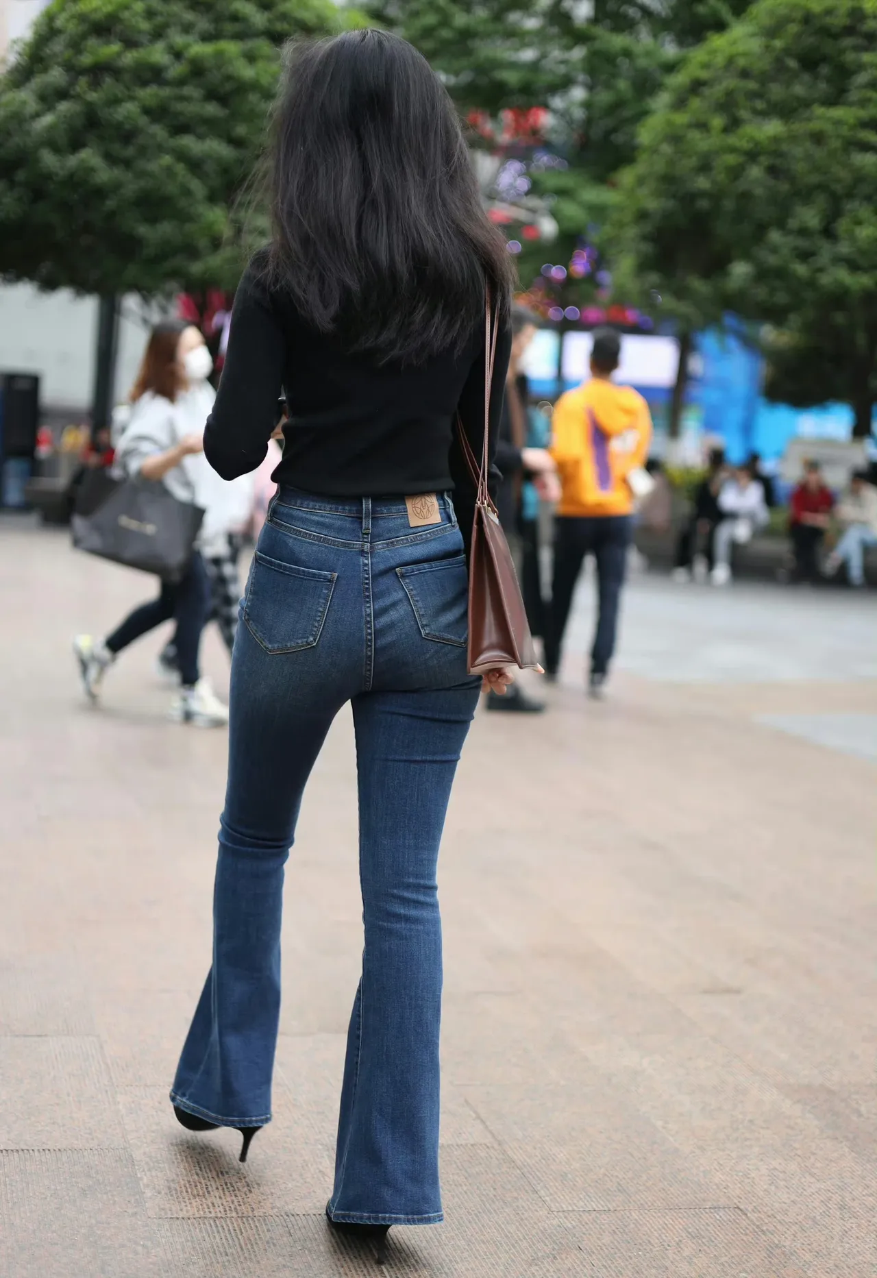 fb5417f07e9e02ac975195d768aed371.jpg