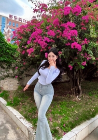 完美的身材，美丽的倒三角